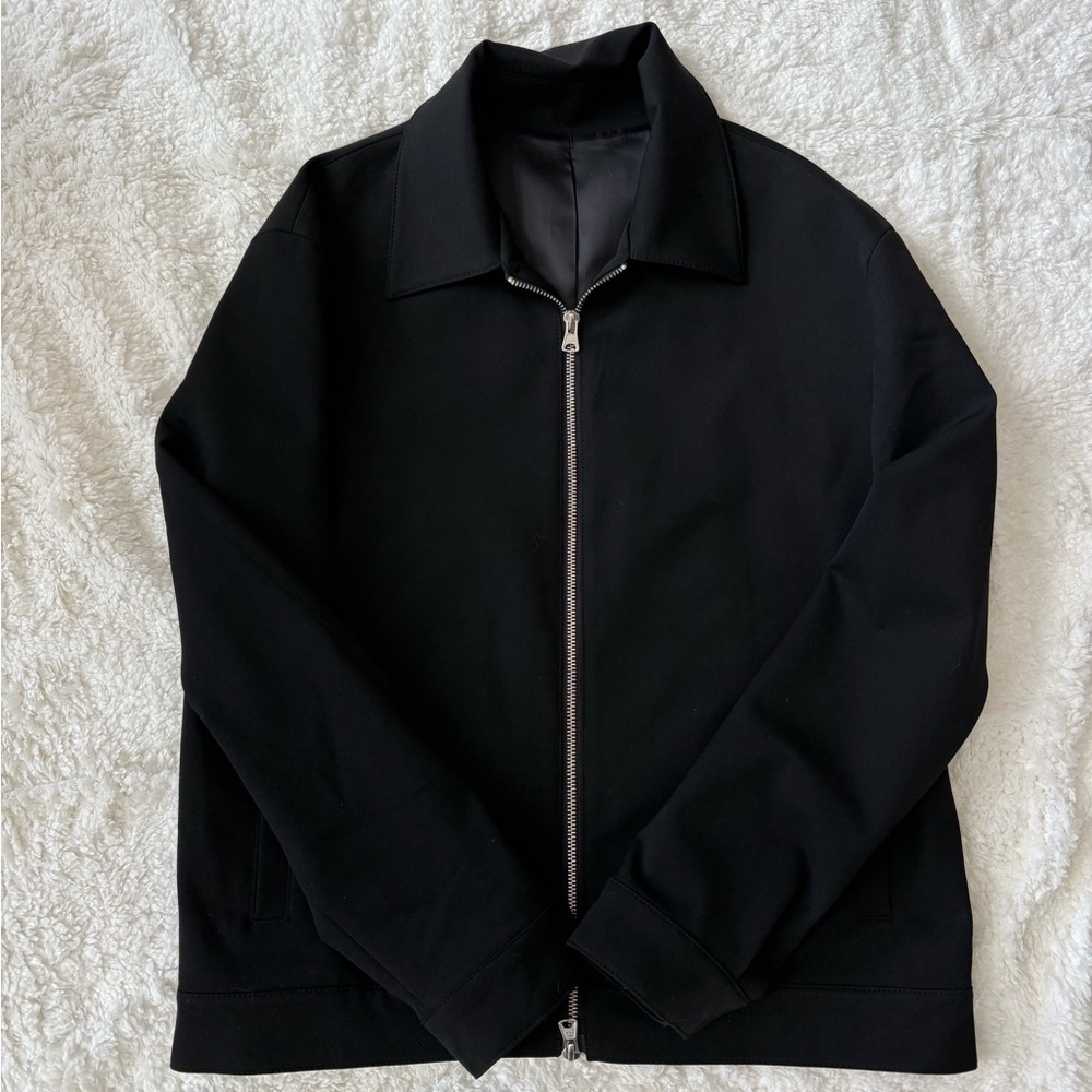 Men's Black Zip-Up Jacket
